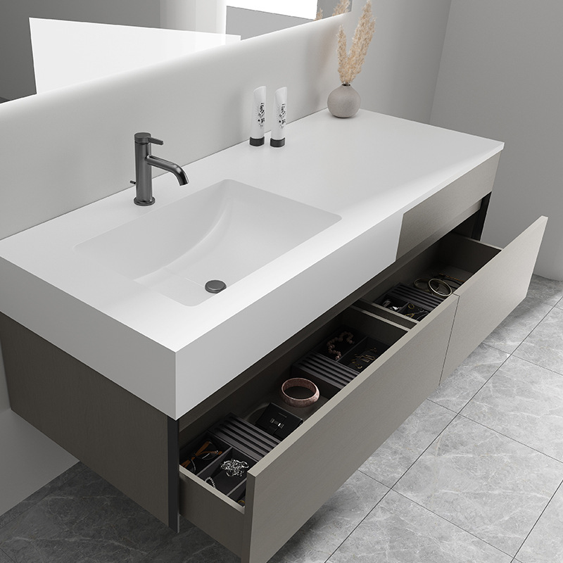 Seamless Molded Bathroom Walls and Basins